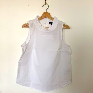 Ruffle-neck top in cotton poplin